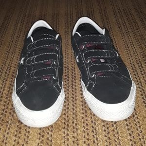 Converse size 8.5